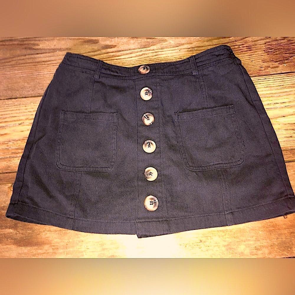 Very J black skort size Small